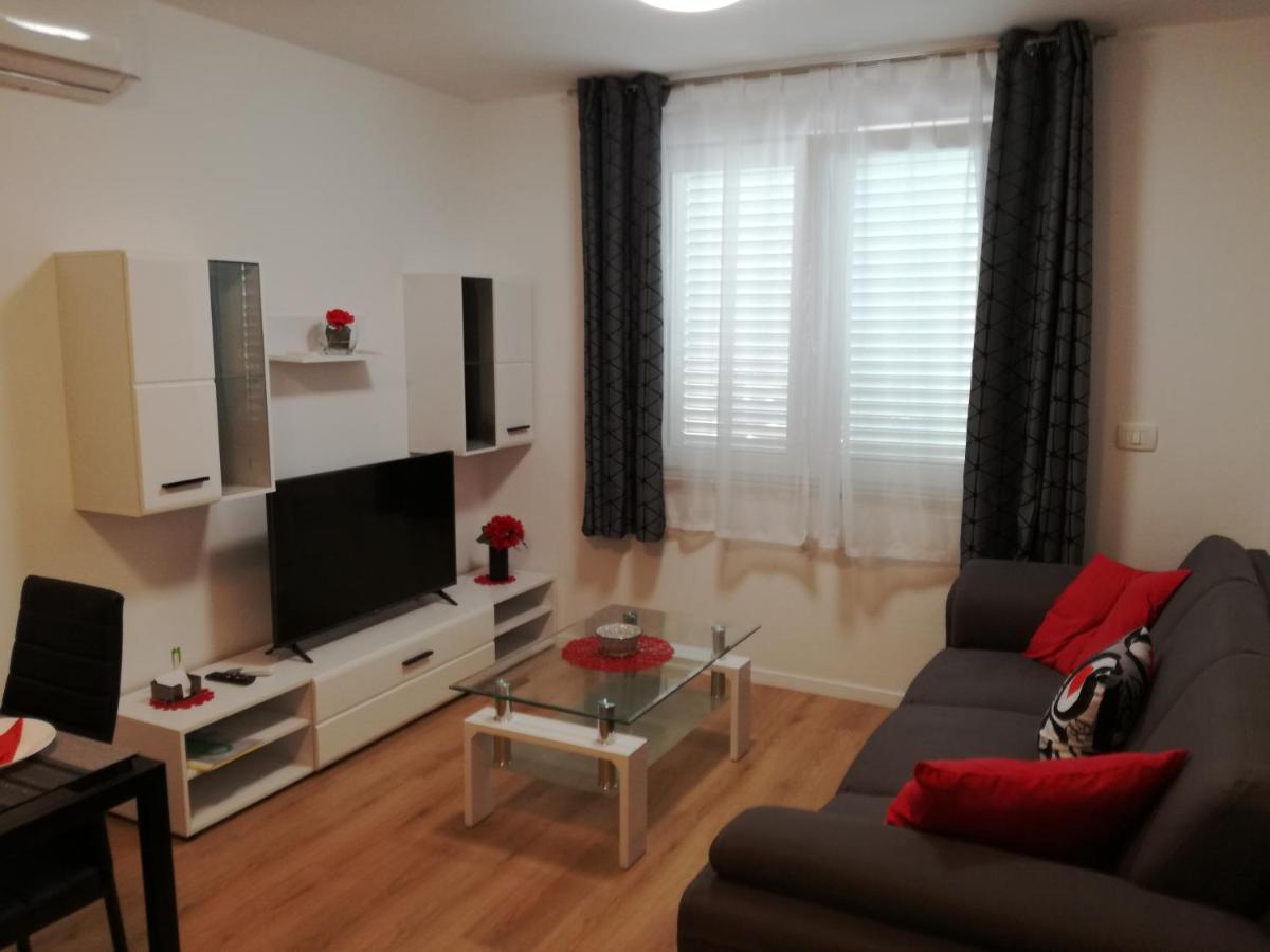 Apartman Porec Center Sea Exterior photo